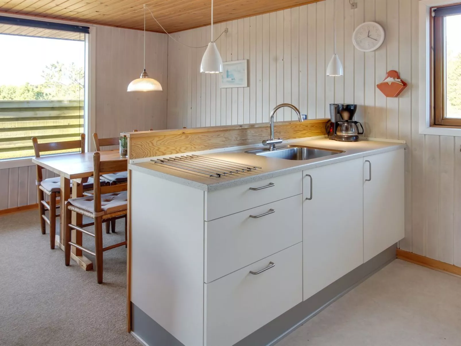 "Sara" - 2.5km from the sea-Inside