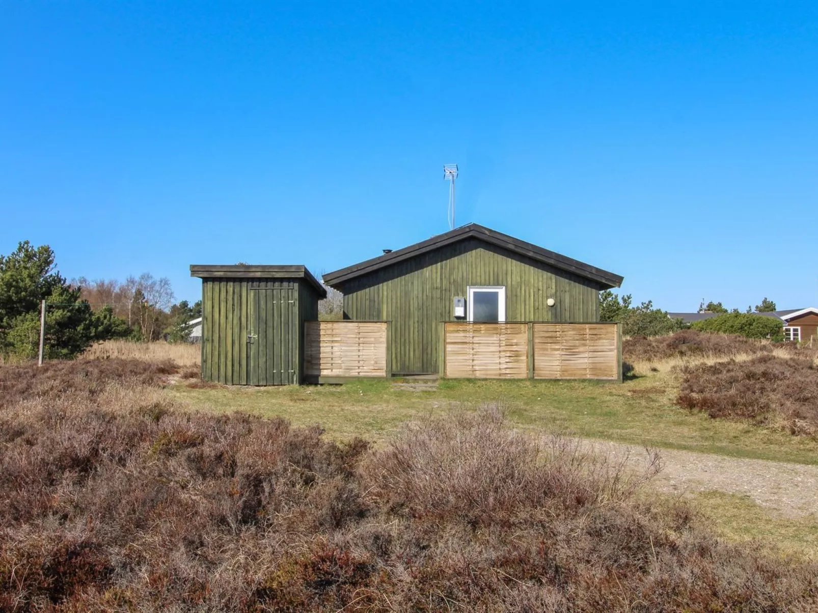 "Sara" - 2.5km from the sea-Outside