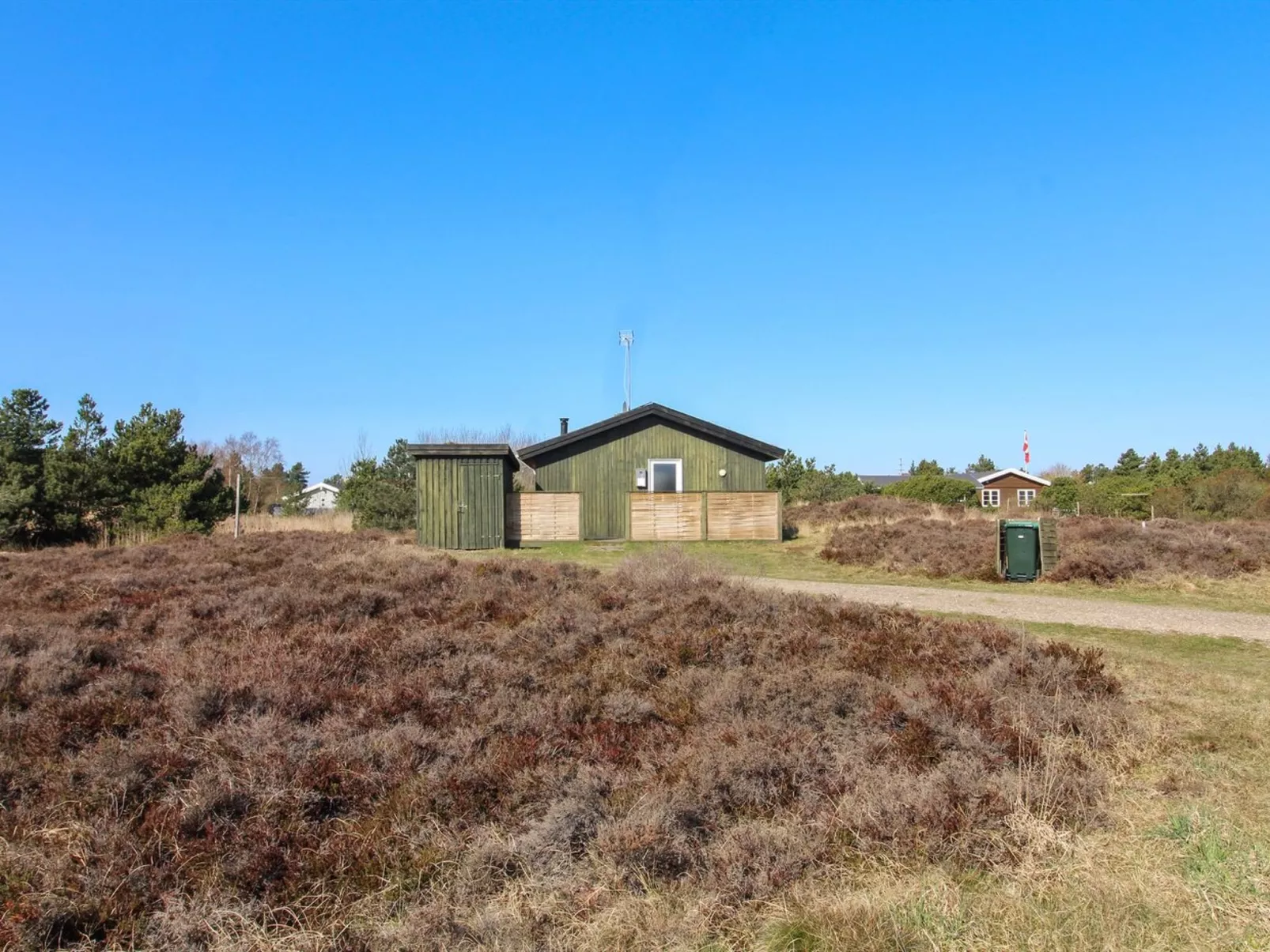 "Sara" - 2.5km from the sea-Outside
