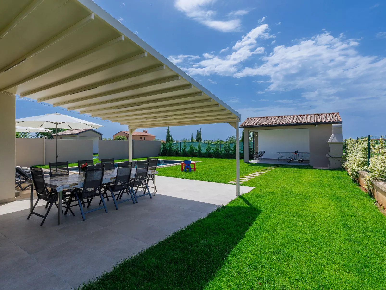 Villa Lea-Outside