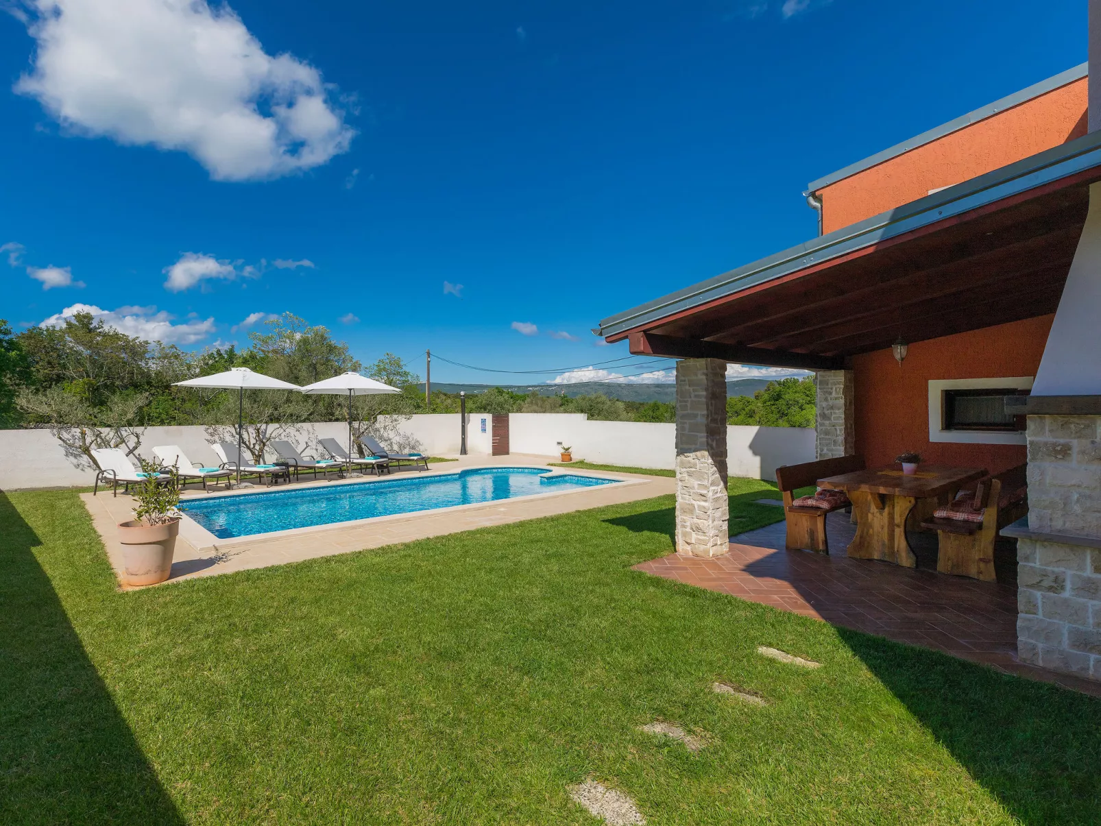 Villa Prisedi-Dehors