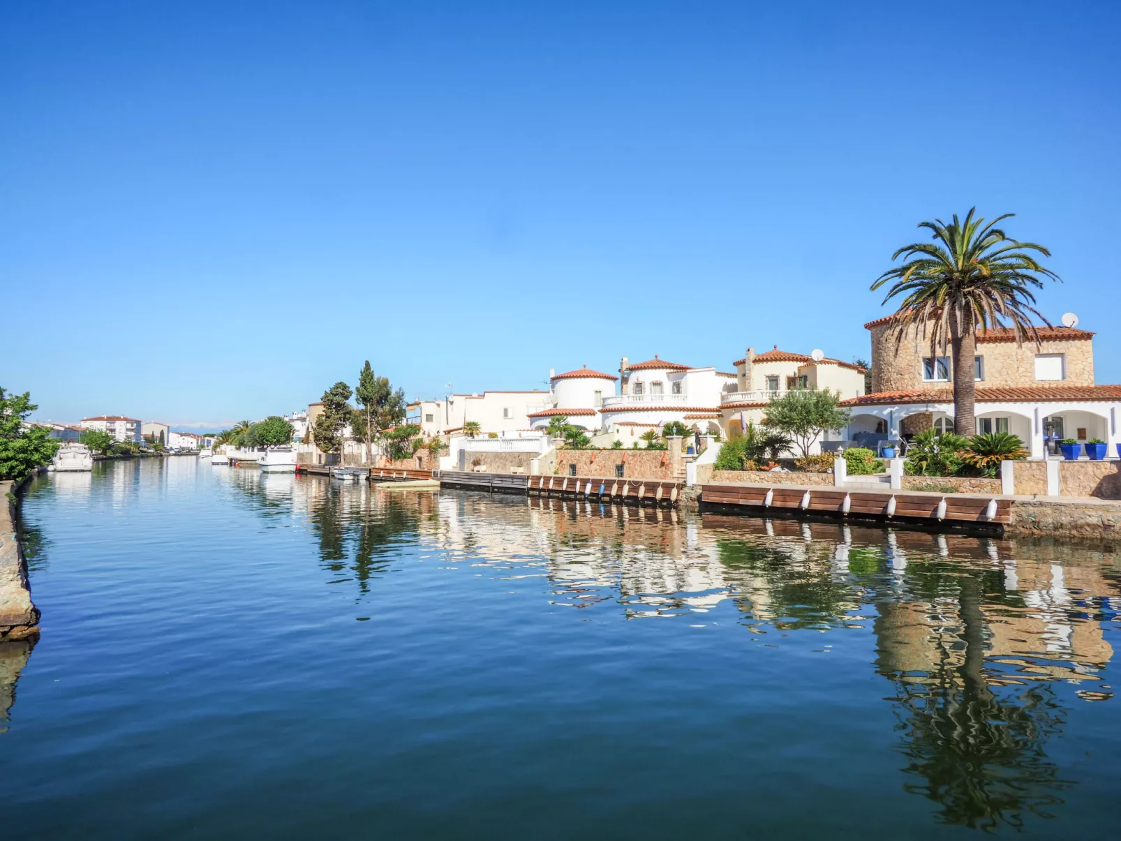 Port Banyuls-Inside