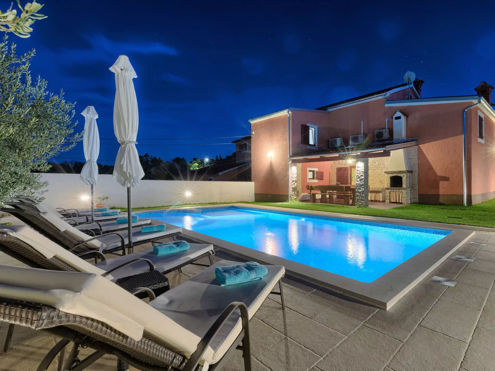 Villa Prisedi-Dedans