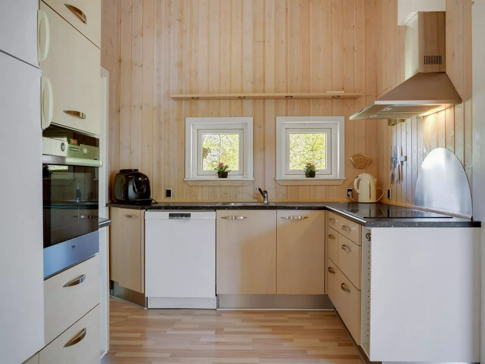 "Ebbi" - 36km from the sea-Outside
