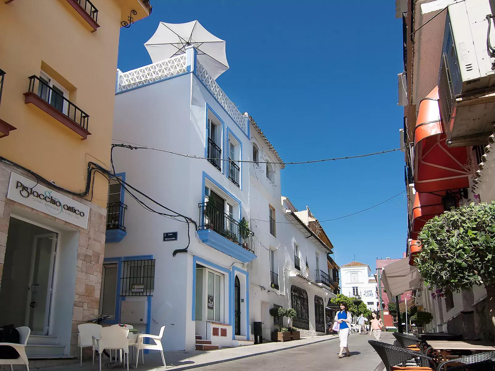 Marbella old town-Dehors