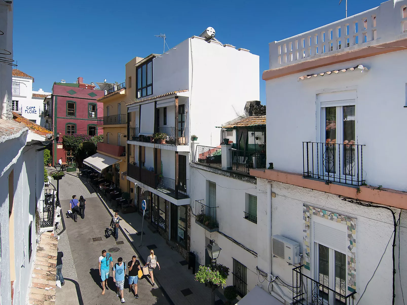 Marbella old town-Dehors