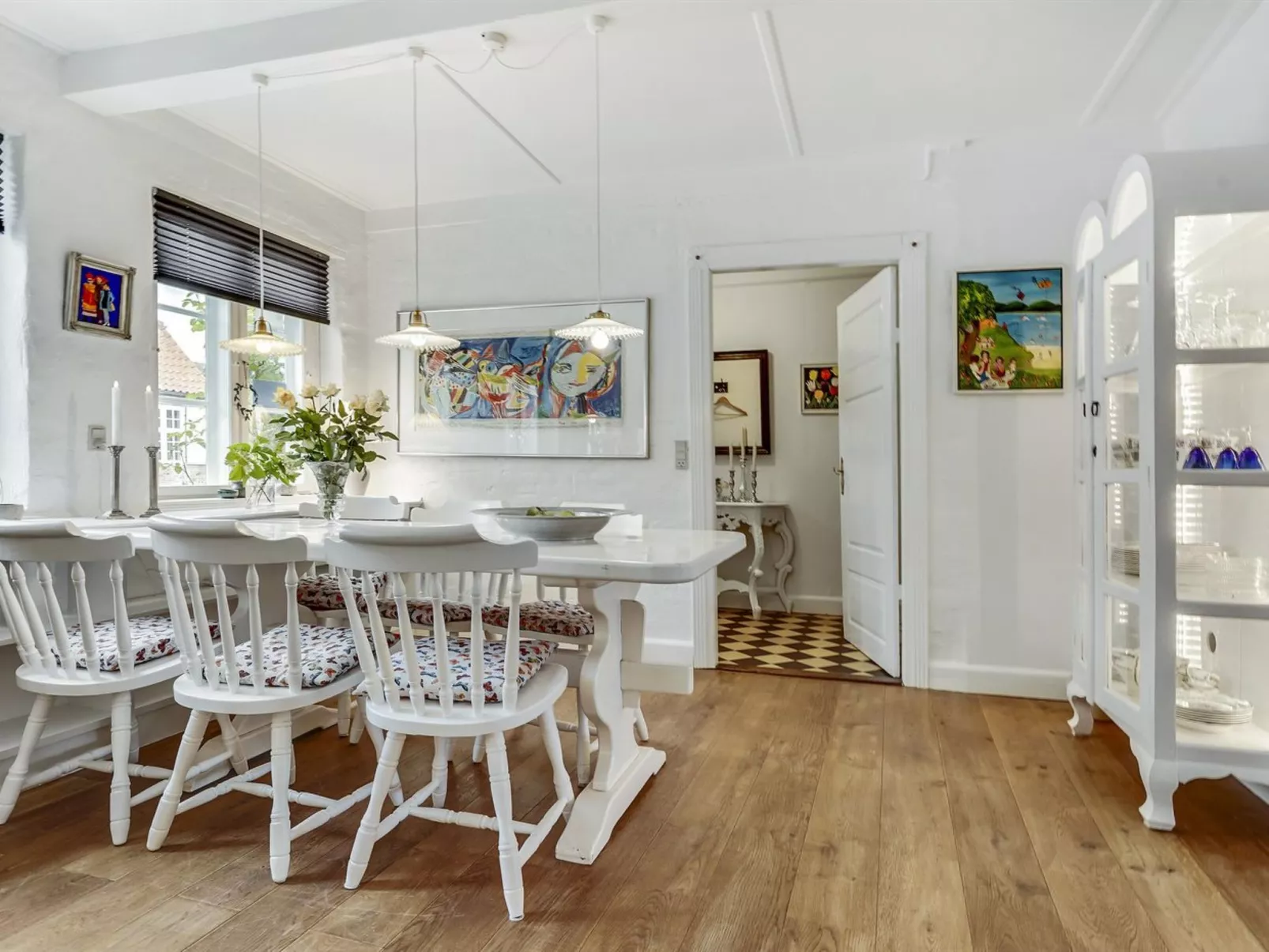 "Ajna" - 9.8km from the sea-Inside