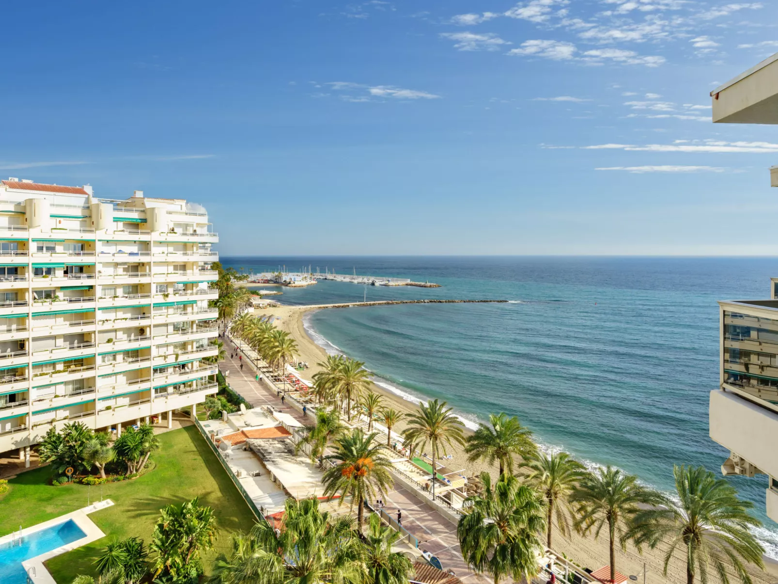 Palm Beach-Outside