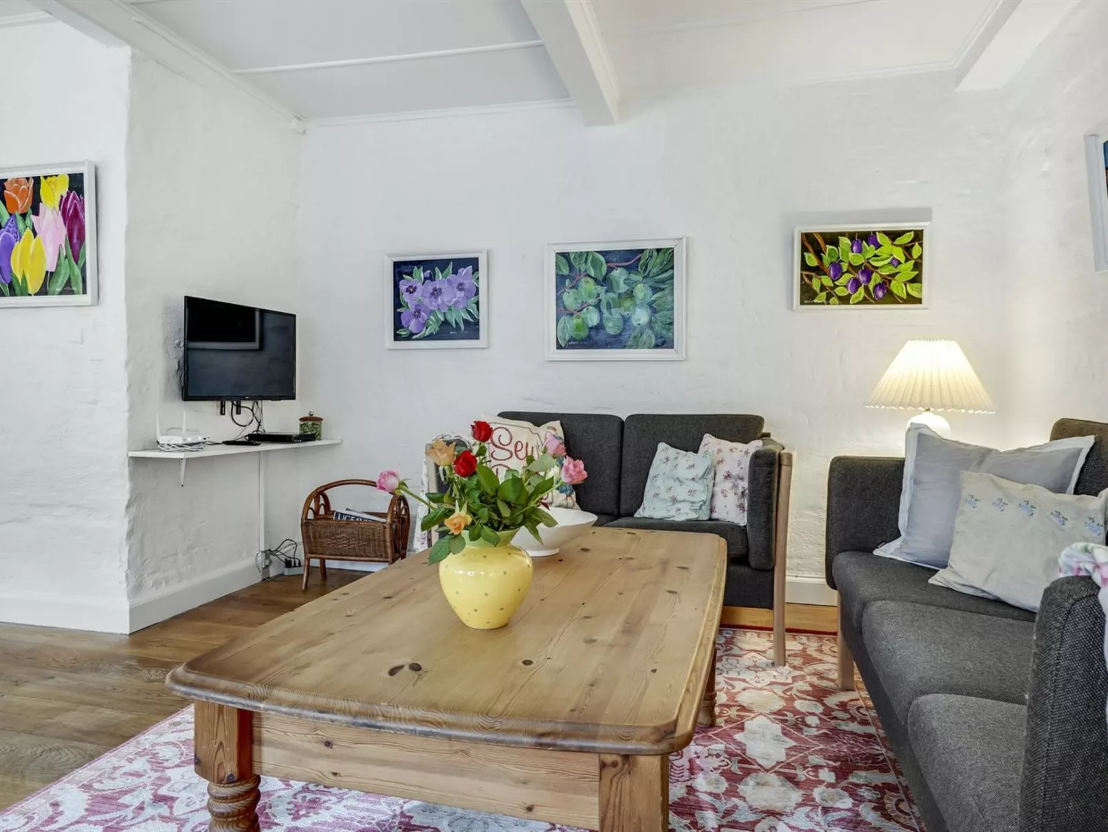 "Ajna" - 9.8km from the sea-Inside