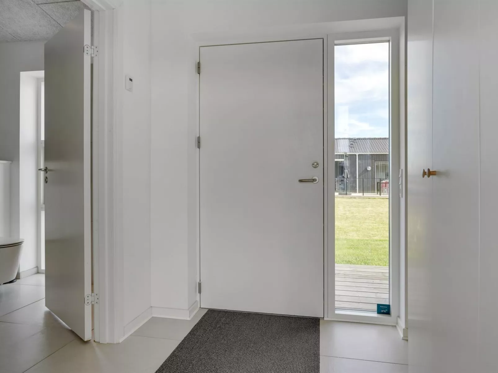 "Nimrod" - 300m from the sea-Inside
