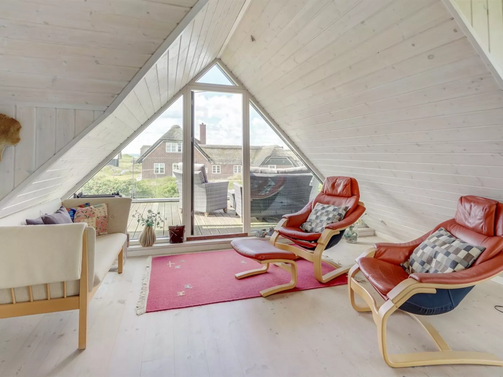 "Svende" - 100m from the sea-Inside
