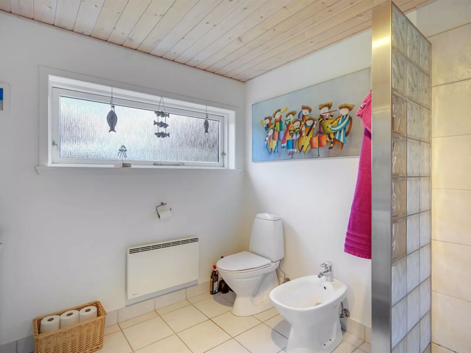 "Svende" - 100m from the sea-Inside