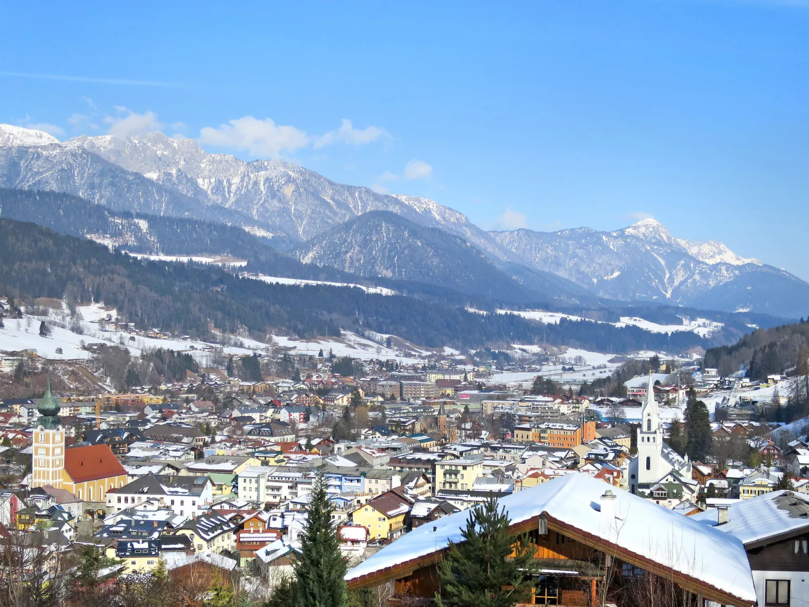 Premium mit 3 Schlafzimmern&Saunabereich-Area