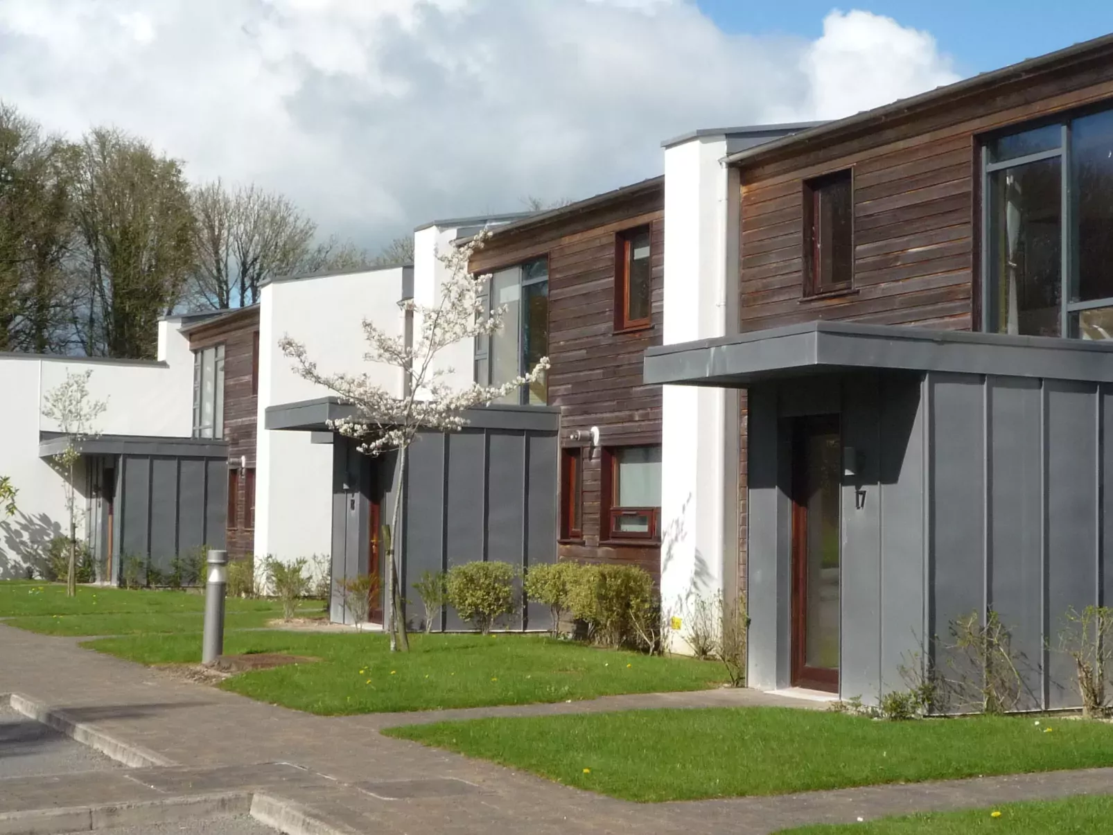 Castlemartyr Holiday Lodge-Draußen