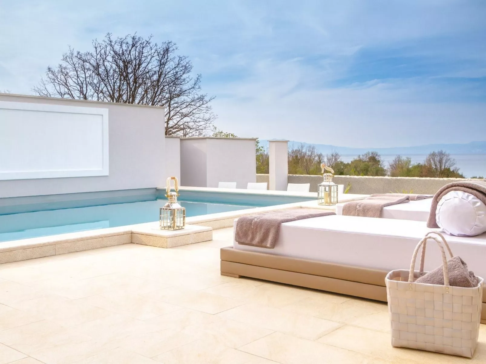 Villa Prestige-Outside