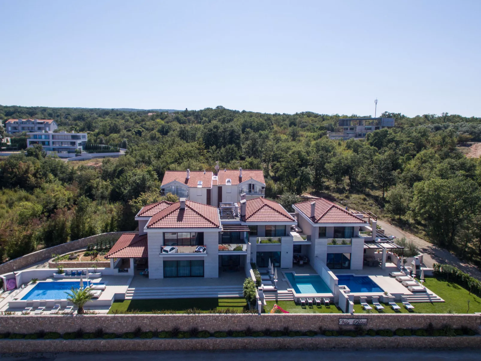 Villa Prestige-Outside
