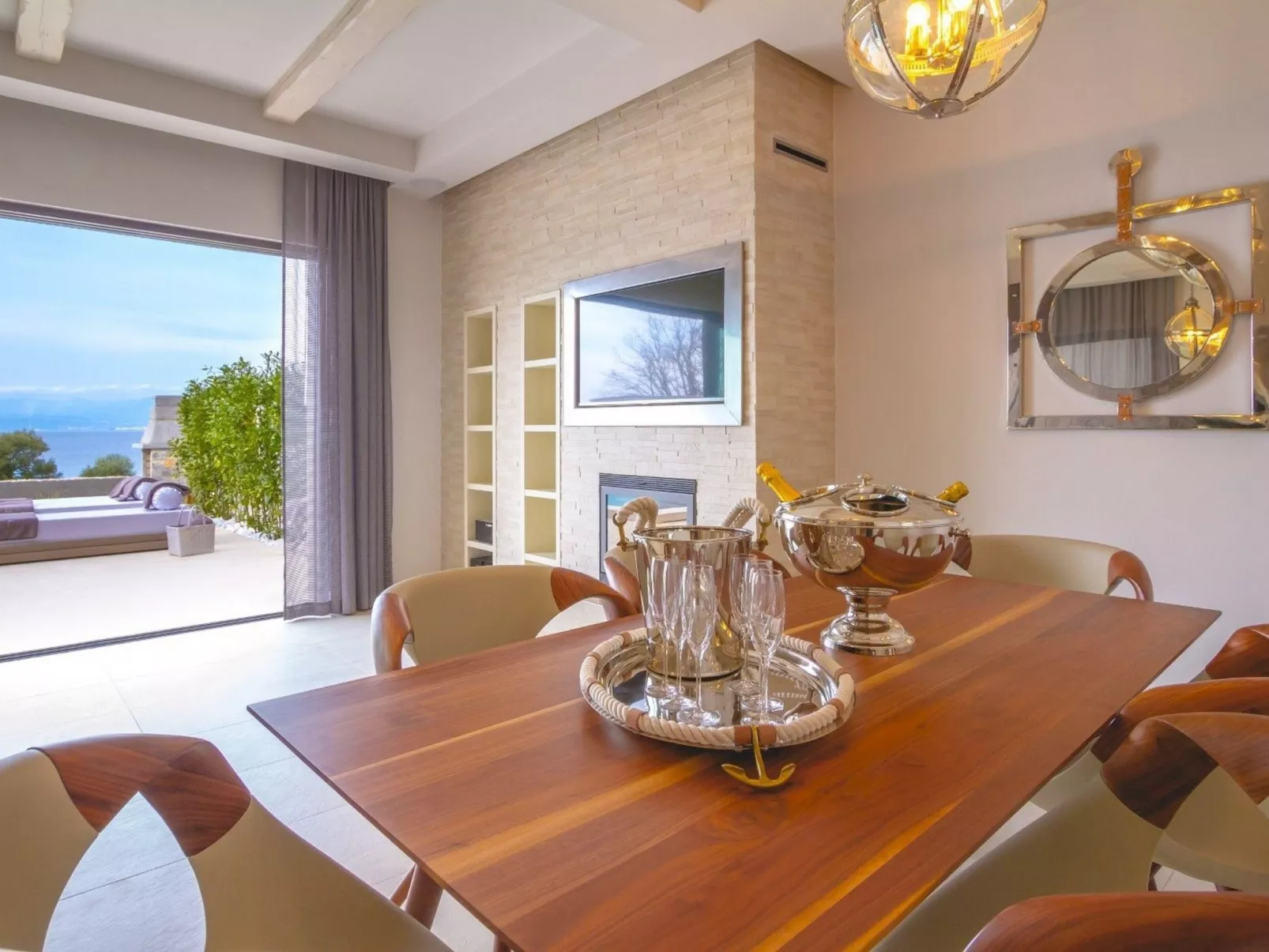 Villa Prestige-Inside