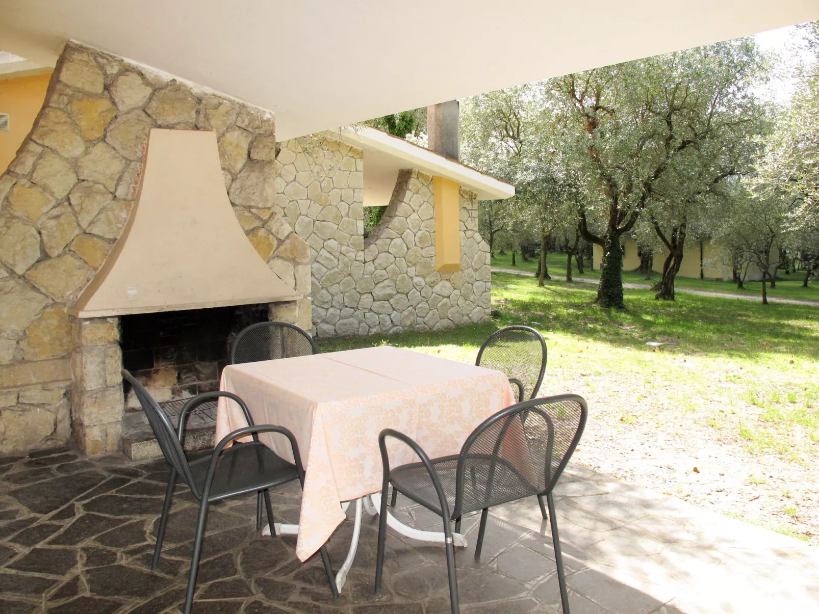 Parco del Garda-Outside