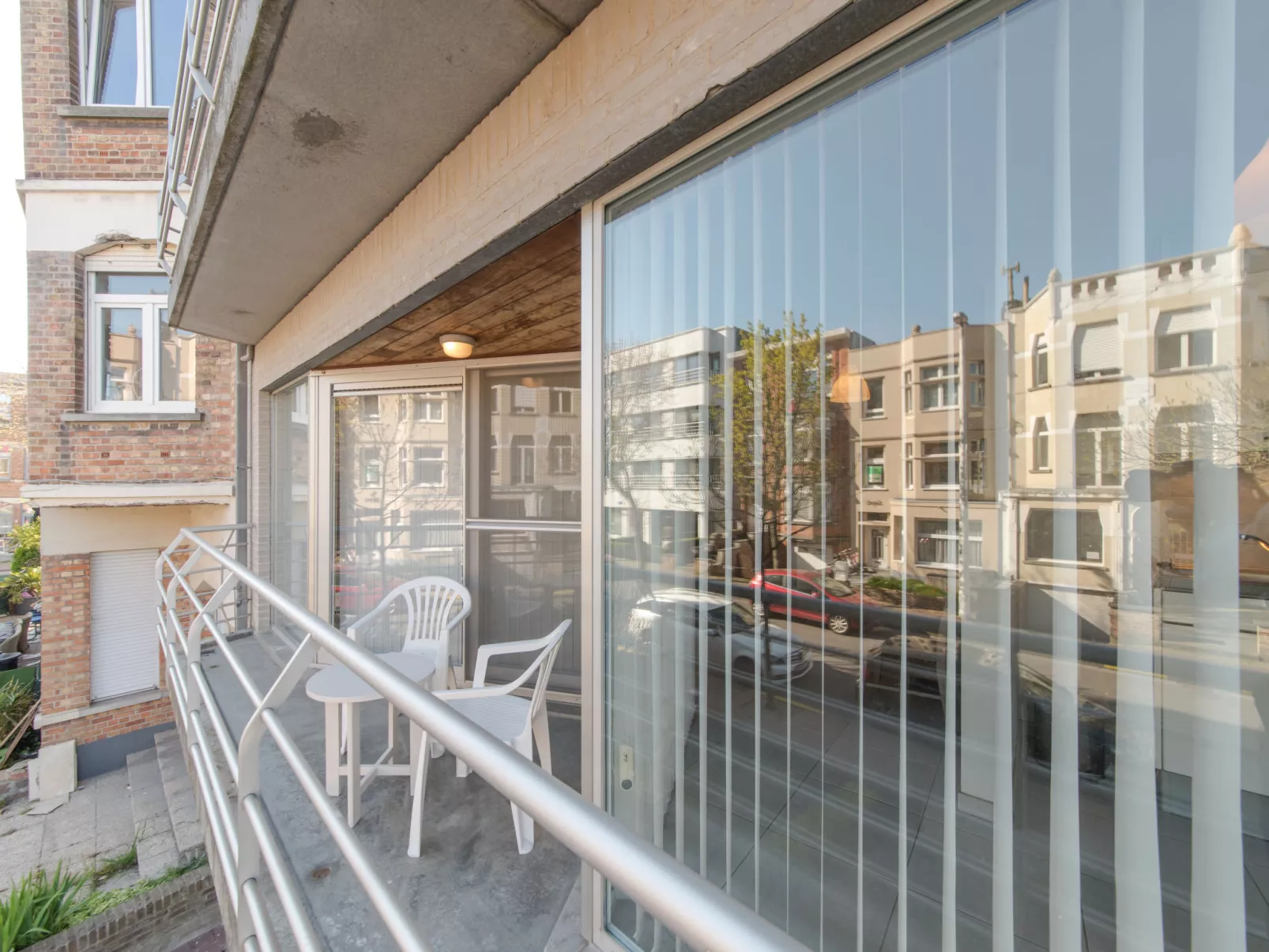 Centrally located "Westhinder"-Dehors