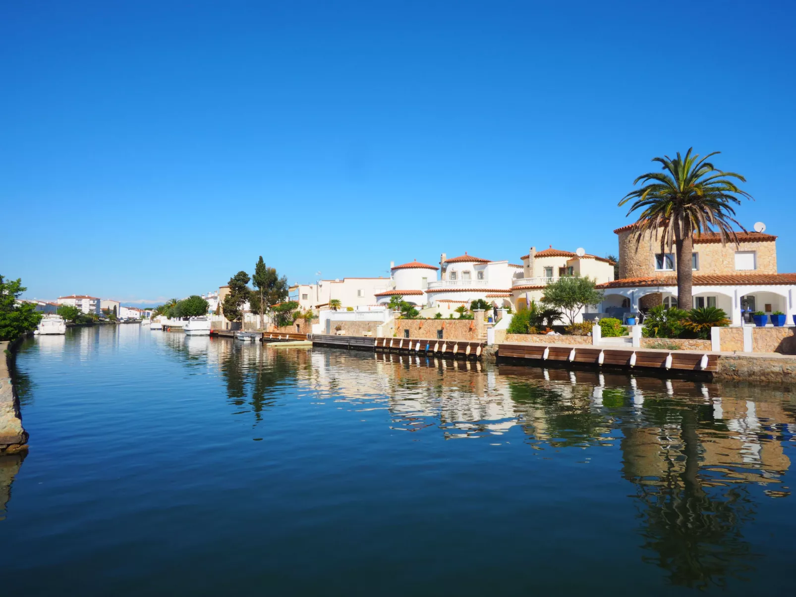 Port Empuries-Outside