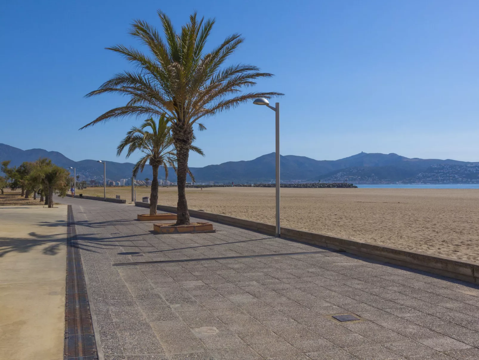 Port Empuries-Outside