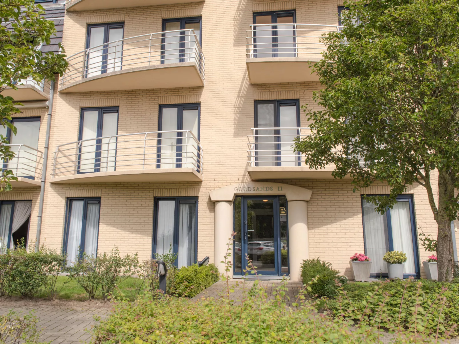 Goldsands II 302 with parking-Outside