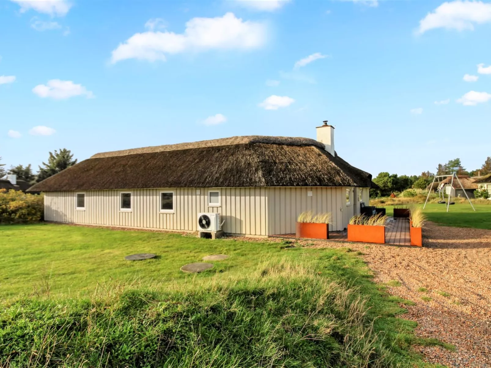 "Annalise" - 1km from the sea-Outside