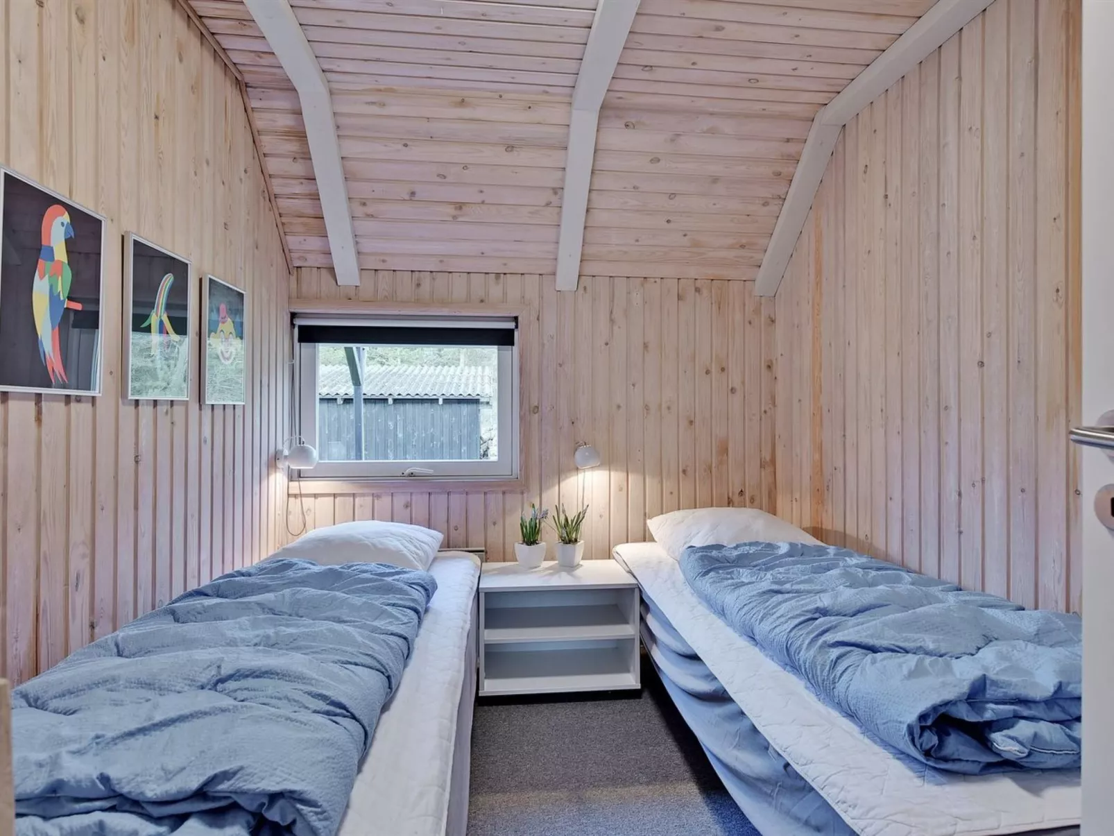 "Arttu" - 2.4km from the sea-Inside