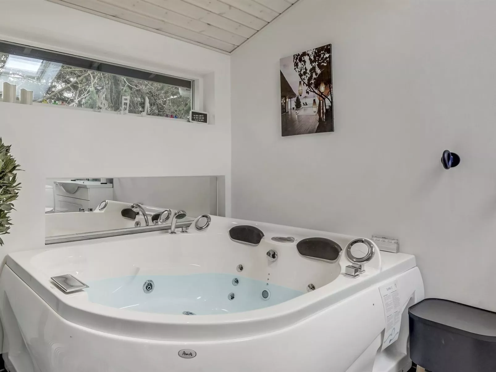 "Ulli" - 1.6km from the sea-Inside