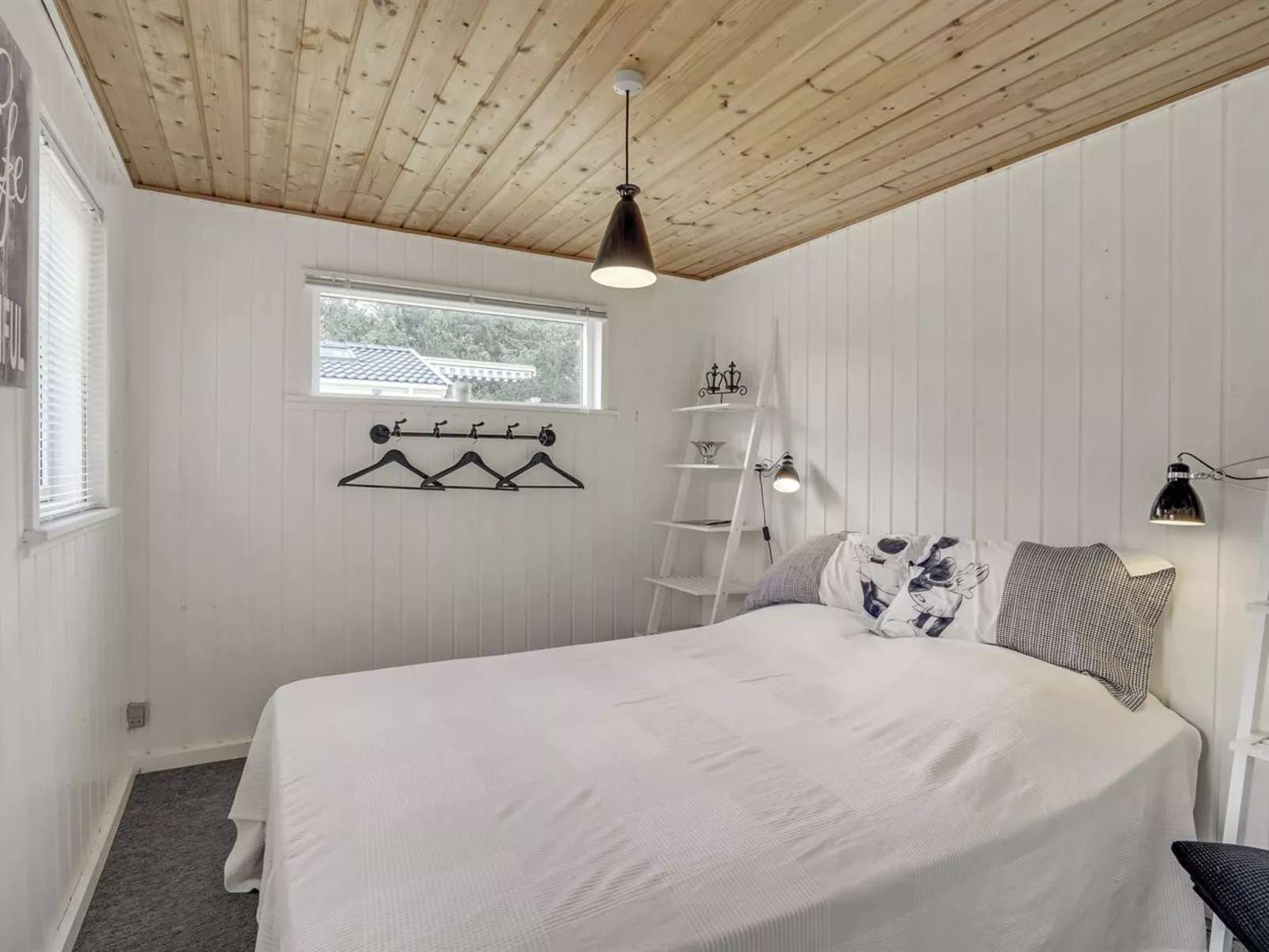 "Ulli" - 1.6km from the sea-Inside