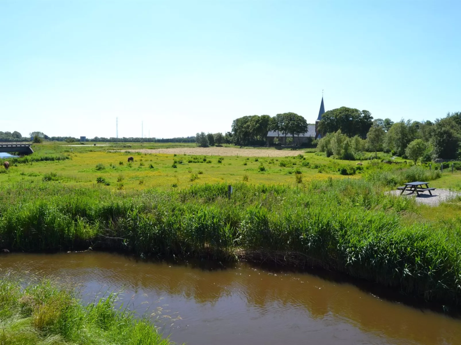 "Valli" - 22km from the sea-Inside