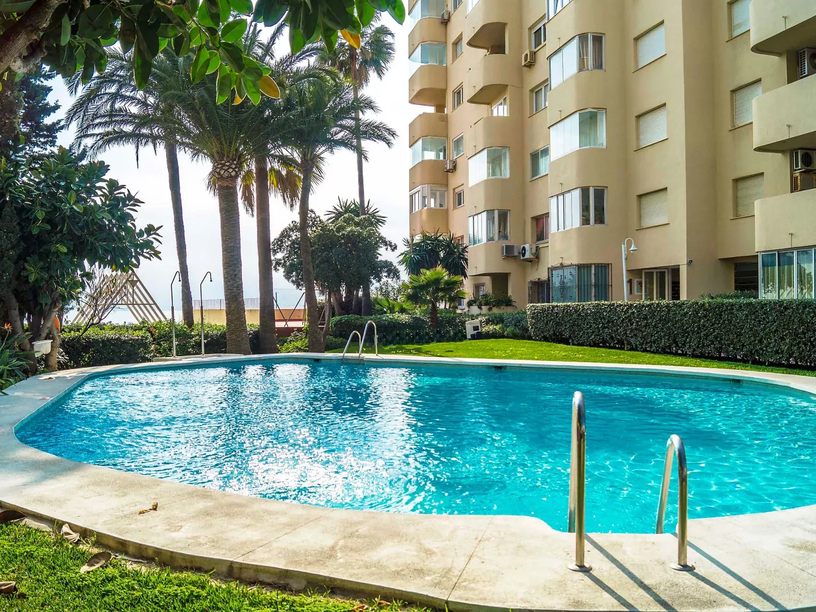 Puerto Paraíso-Outside