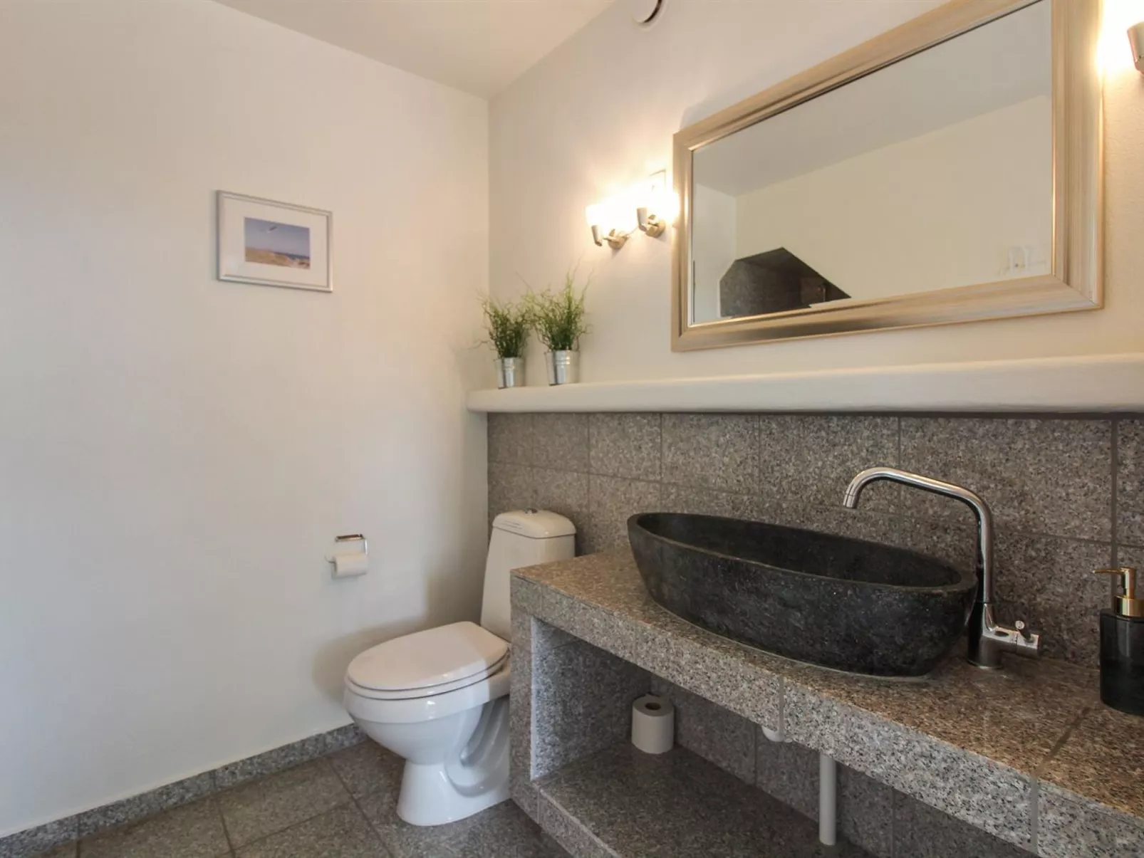 "Kundry" - 800m from the sea-Inside