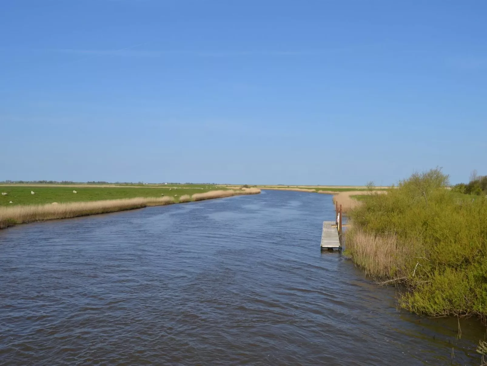 "Inda" - 10km from the sea-Outside