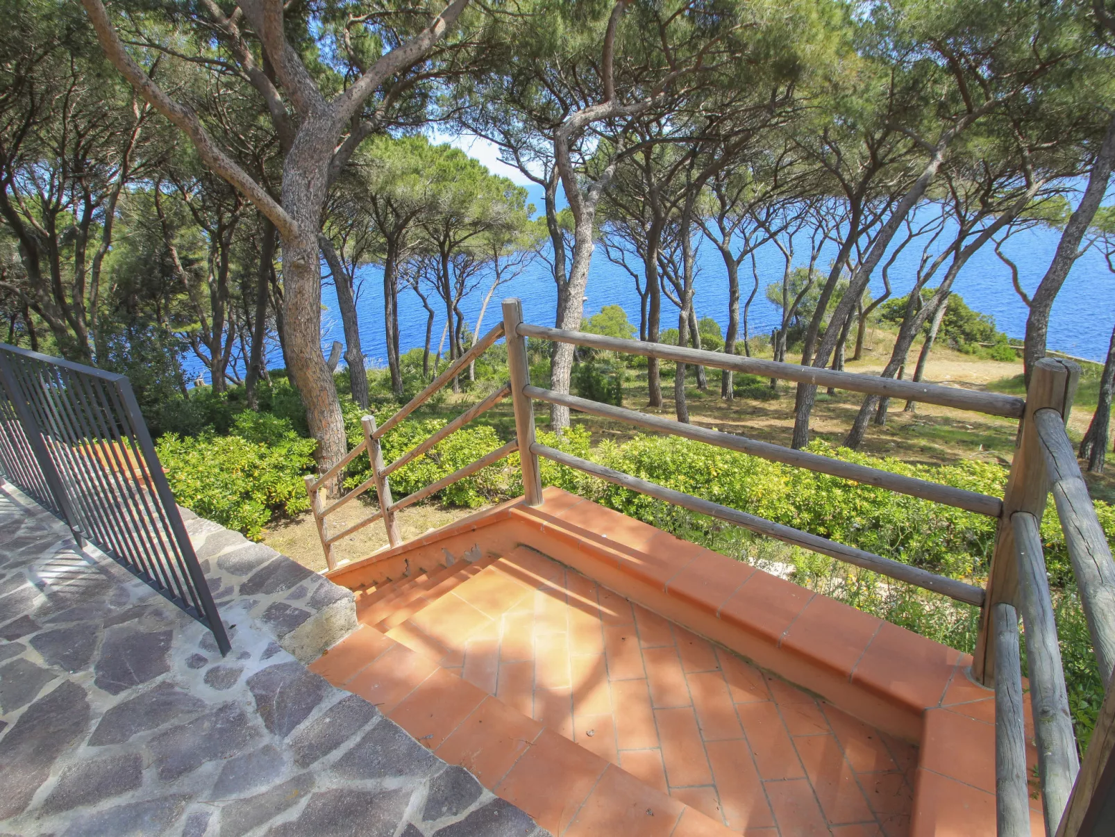 Capo d'Arco-Dehors