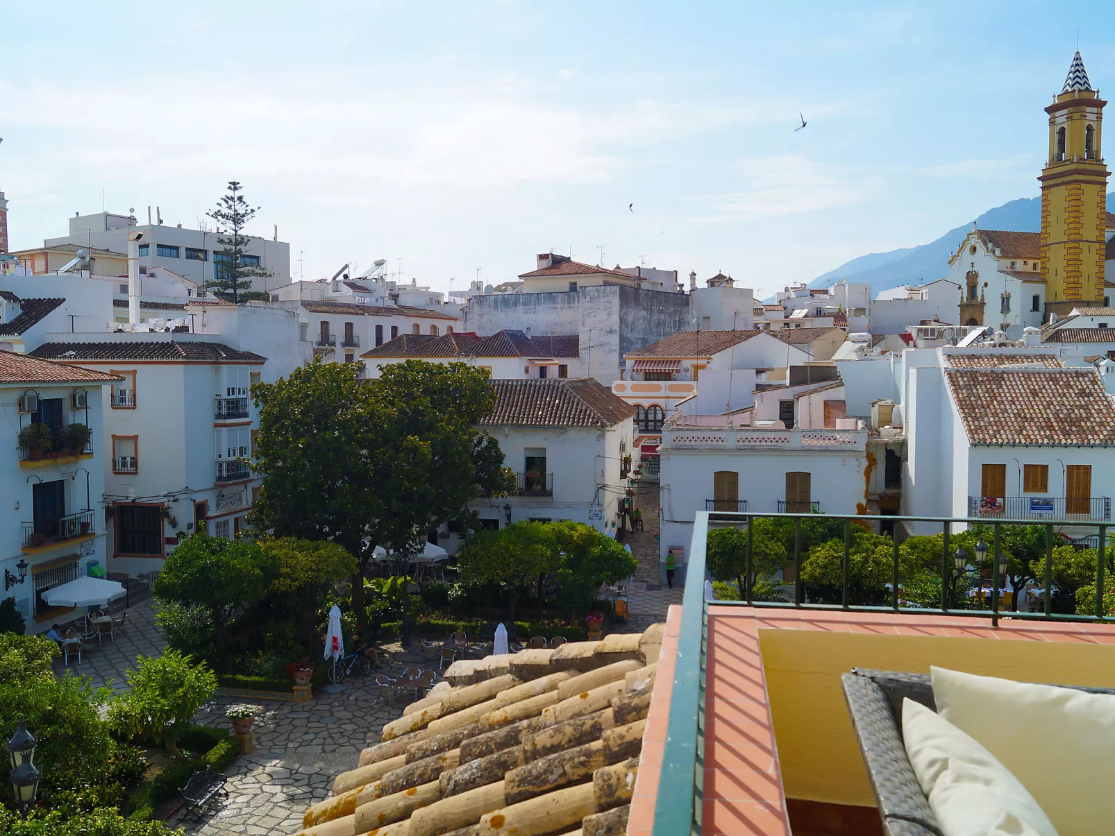 Plaza de las Flores-Inside