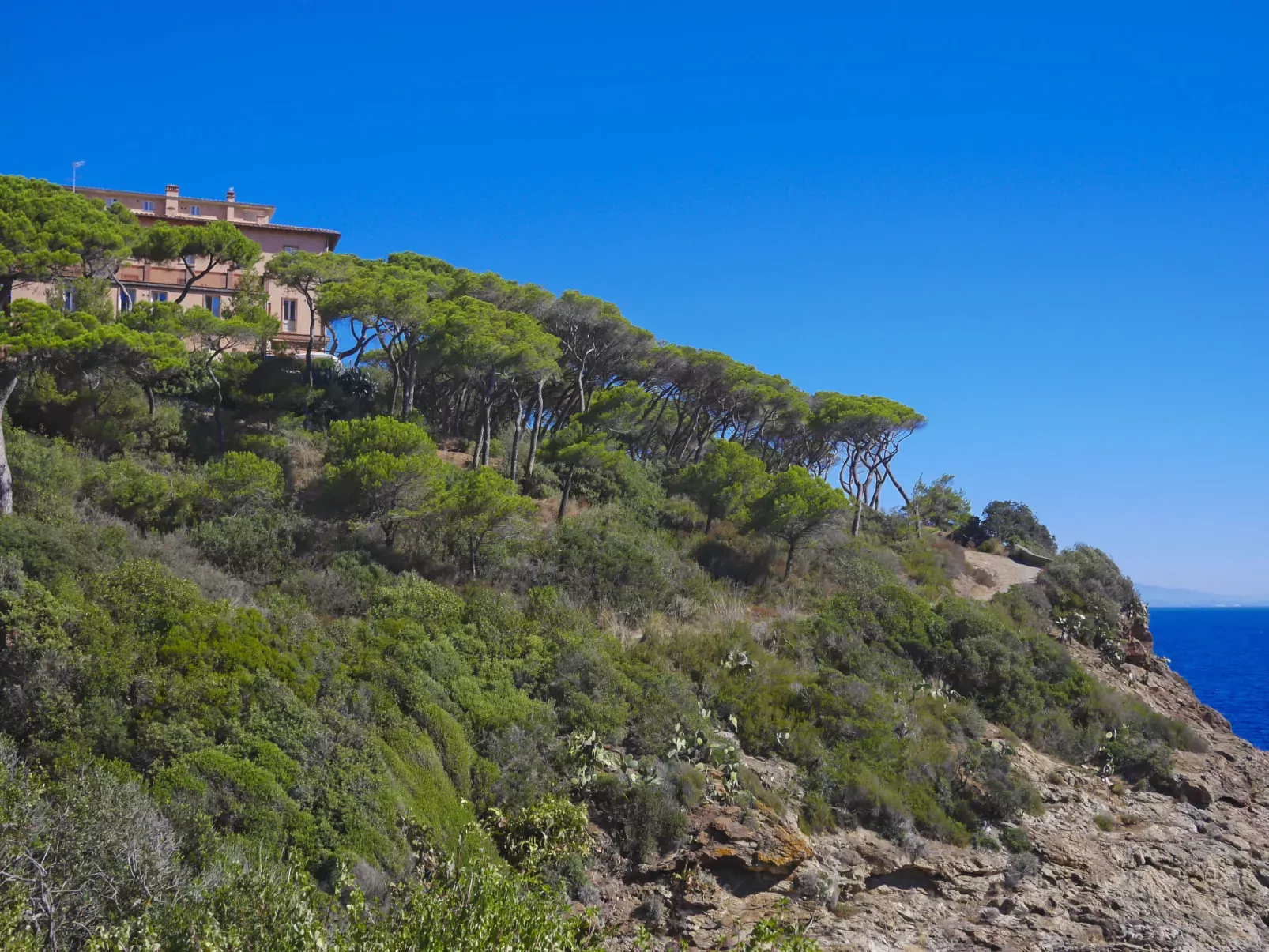 Capo d'Arco-Dehors