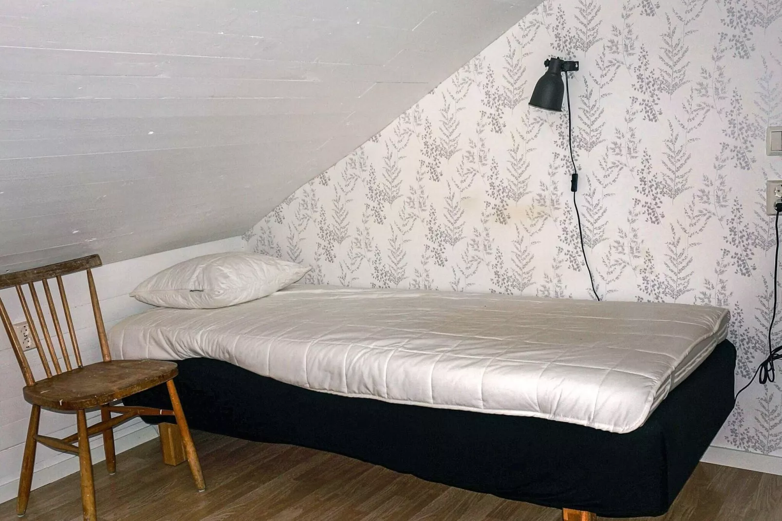 4 person holiday home in UDDEVALLA-Indoor
