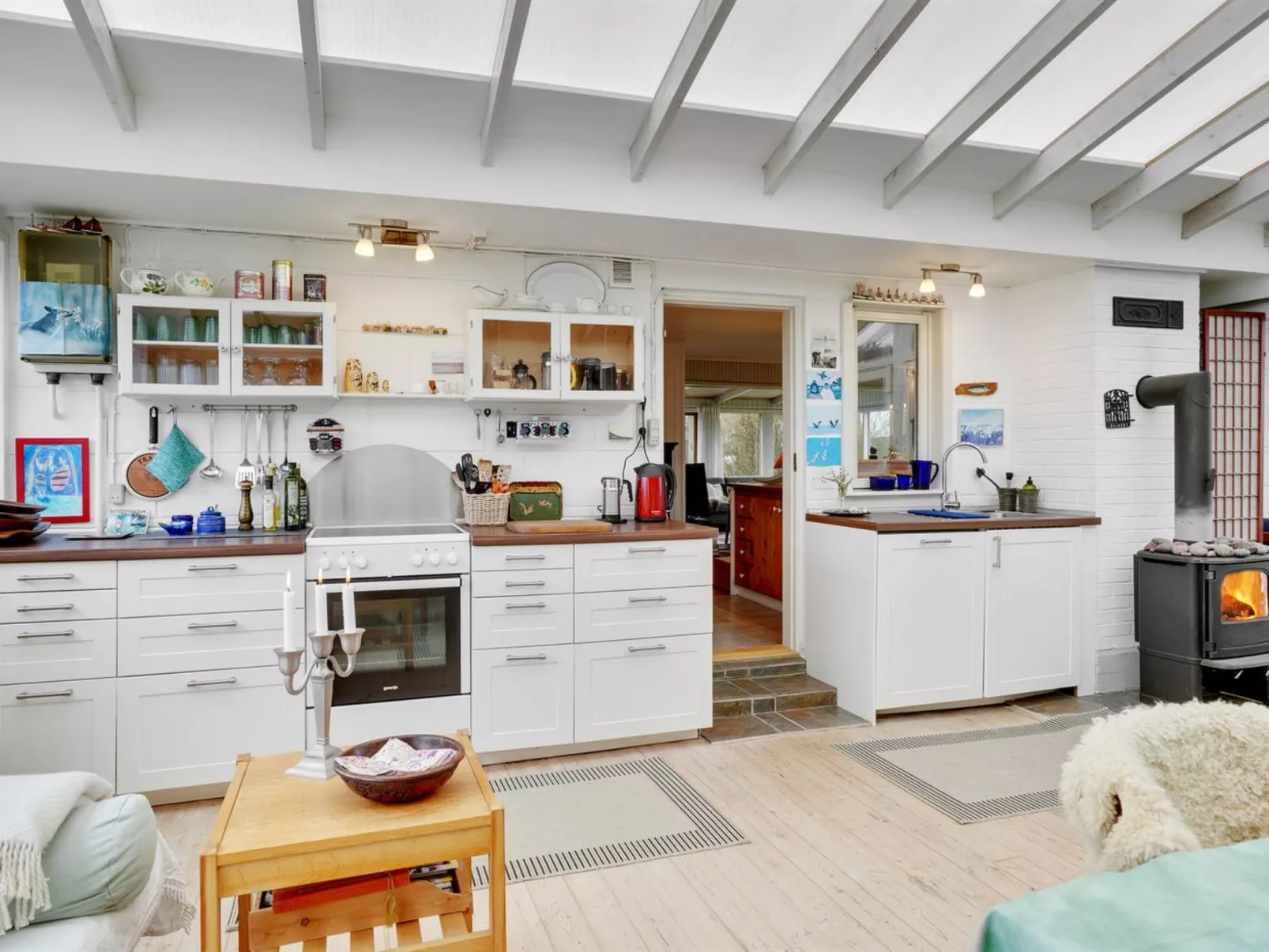 "Lenard" - 400m from the sea-Inside
