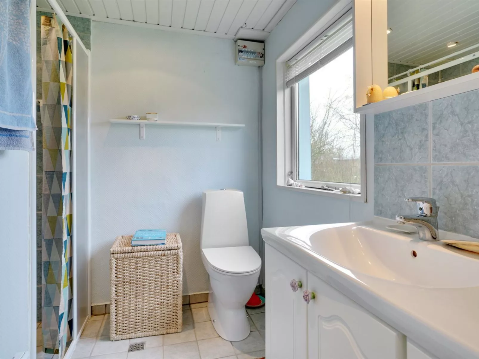 "Lenard" - 400m from the sea-Inside