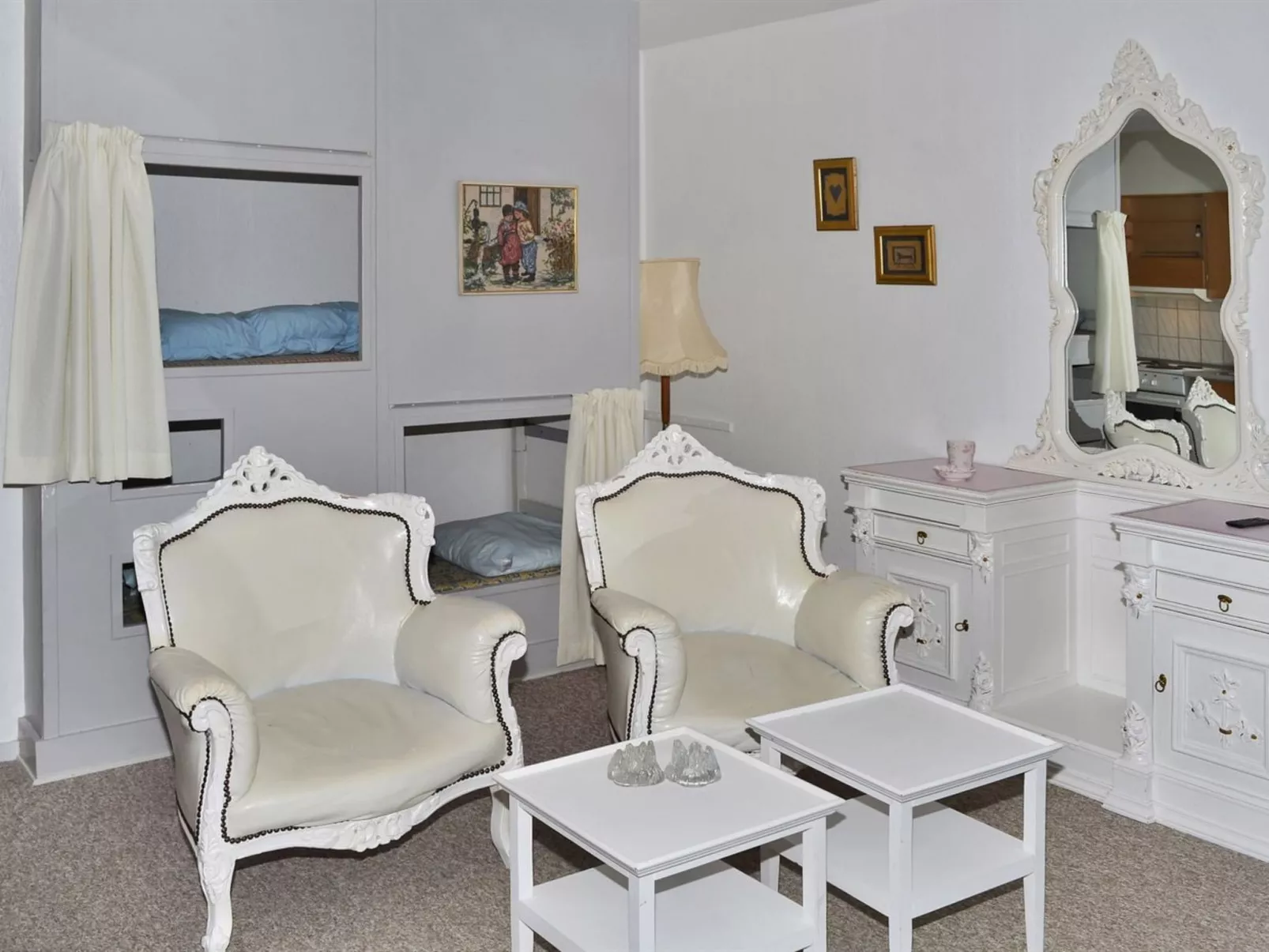 "Ahvo" - 22km from the sea-Inside