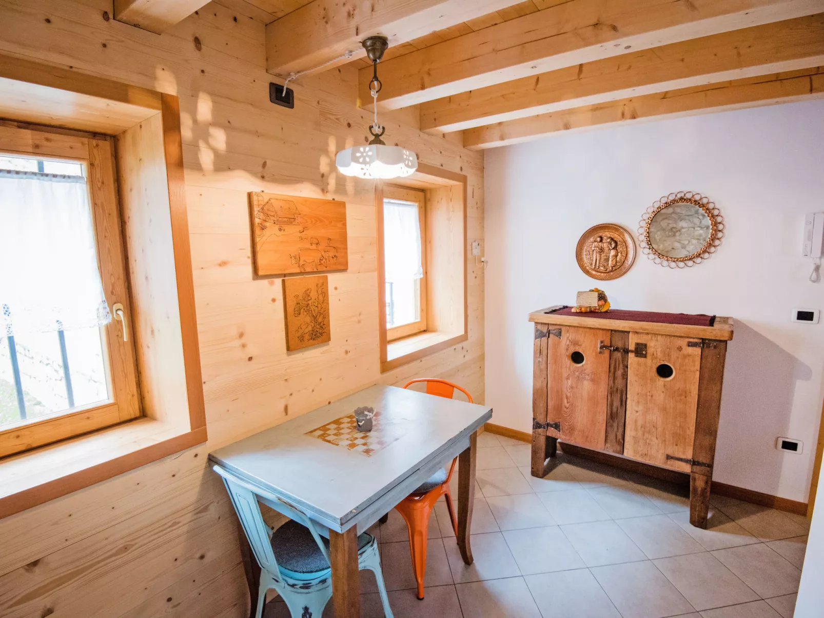 Albergo Diffuso - Cjasa Ustin-Inside