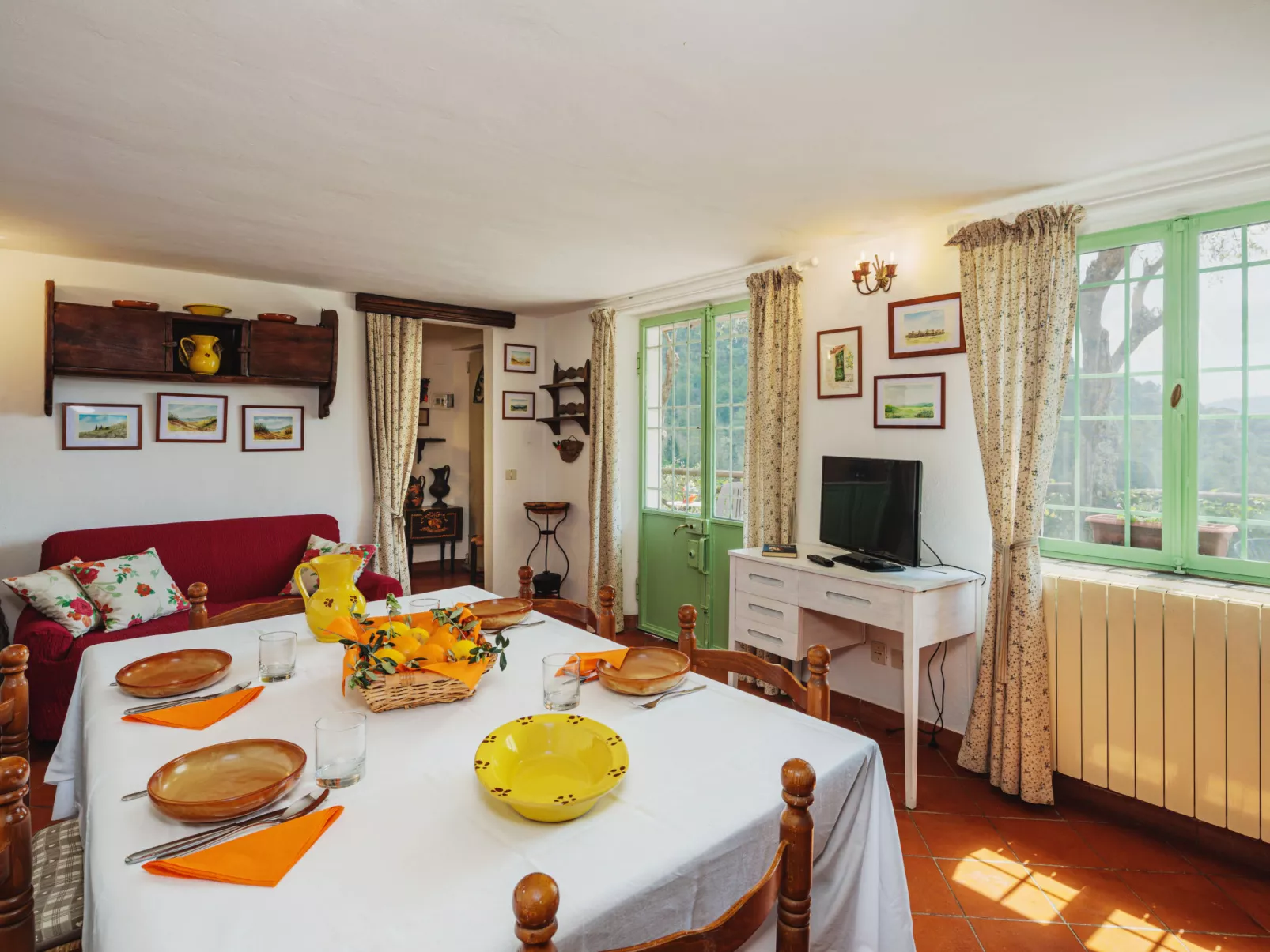 La Capannella-Inside
