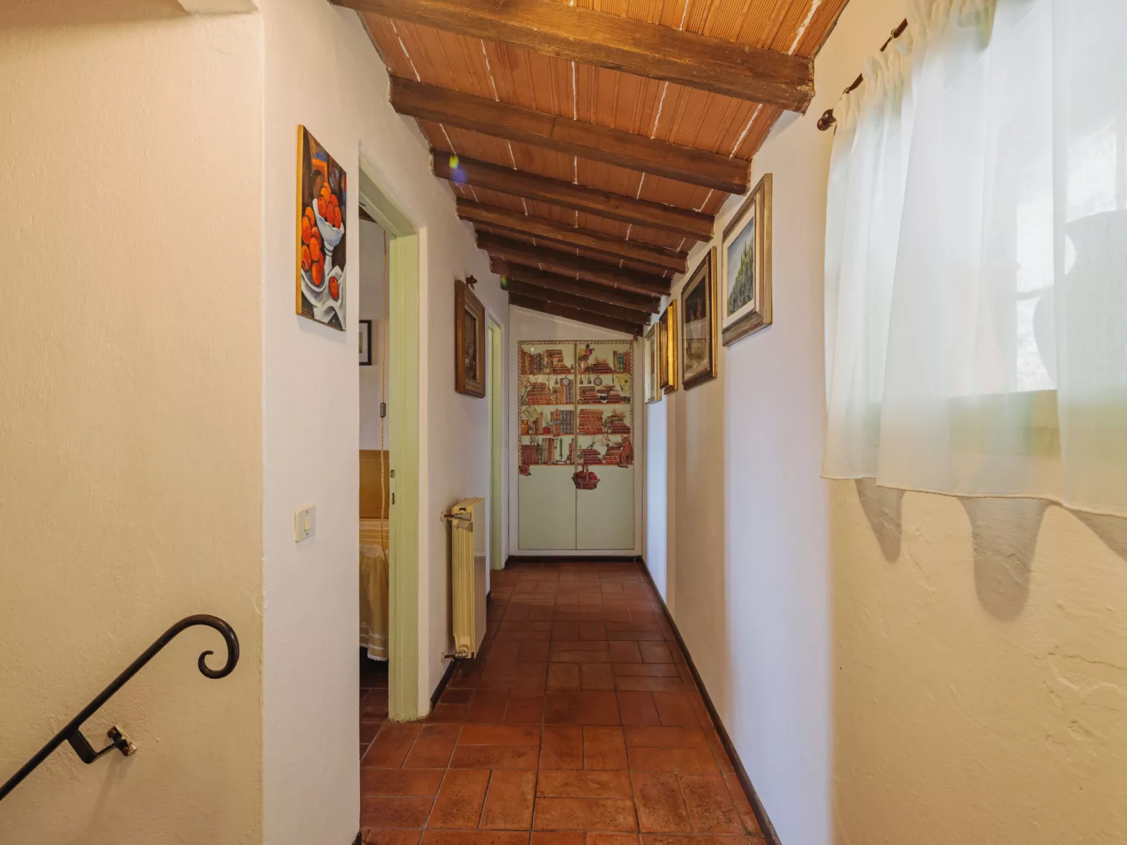 La Capannella-Inside