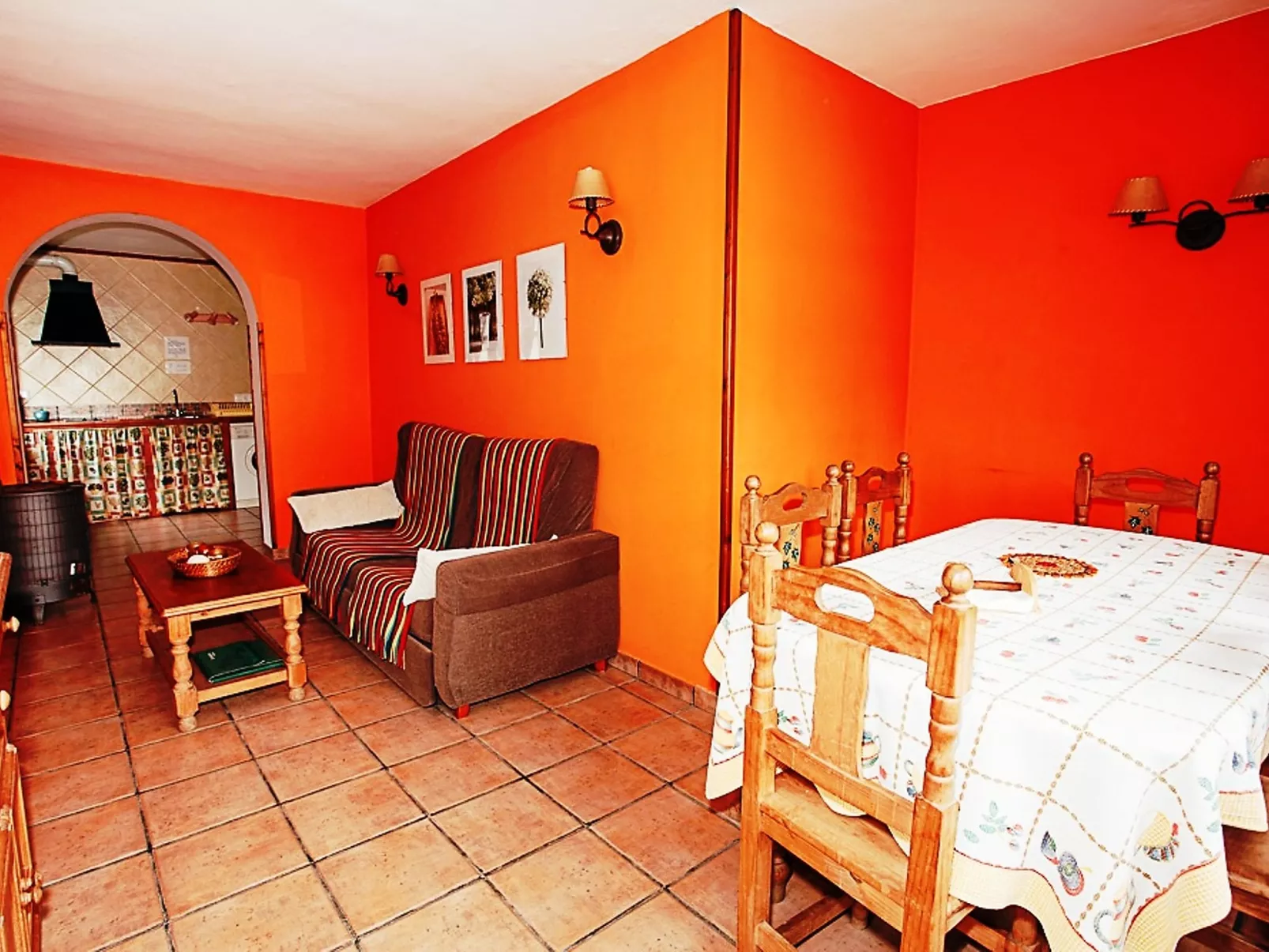 Potes Viñon-Inside