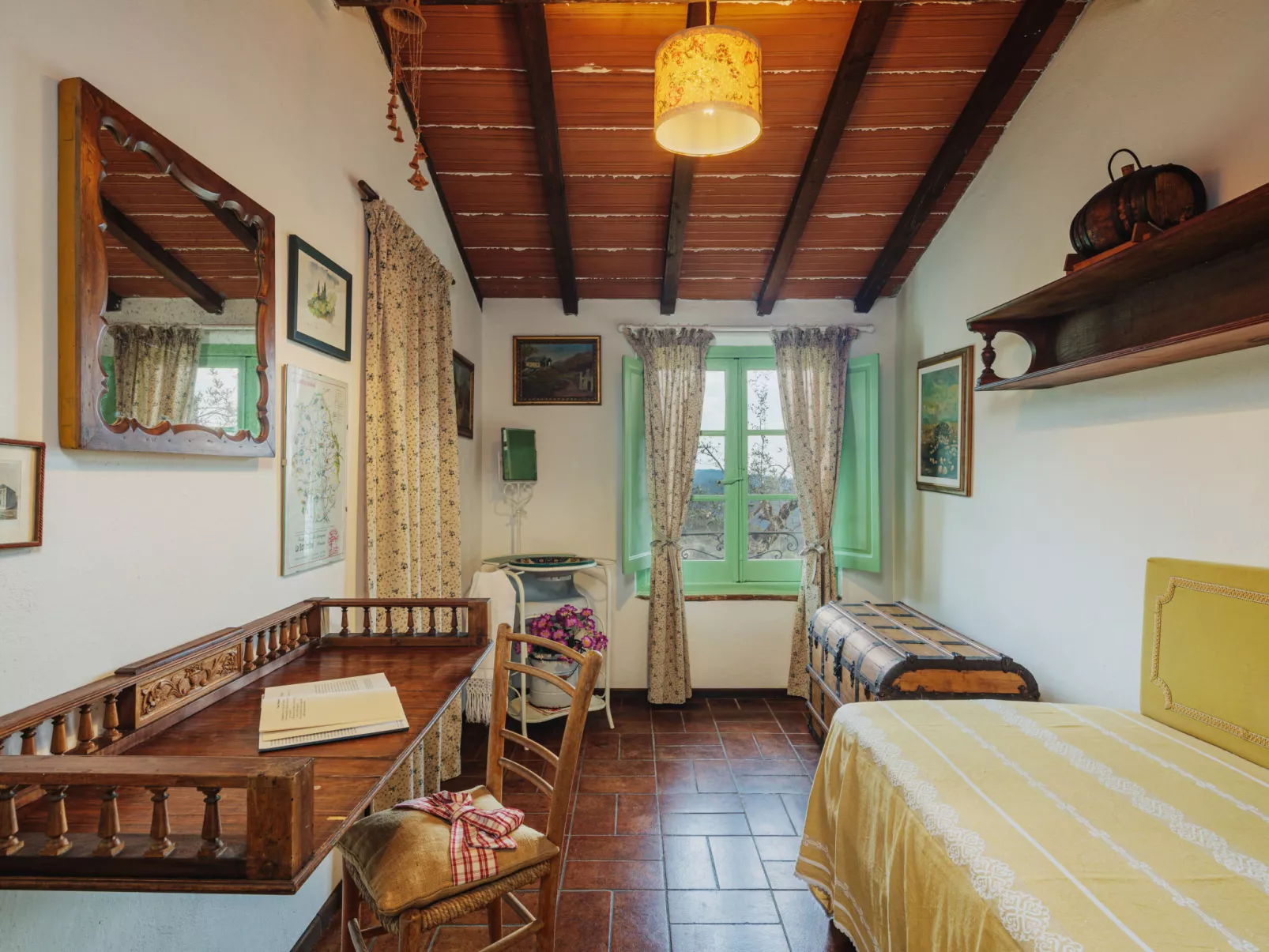 La Capannella-Inside