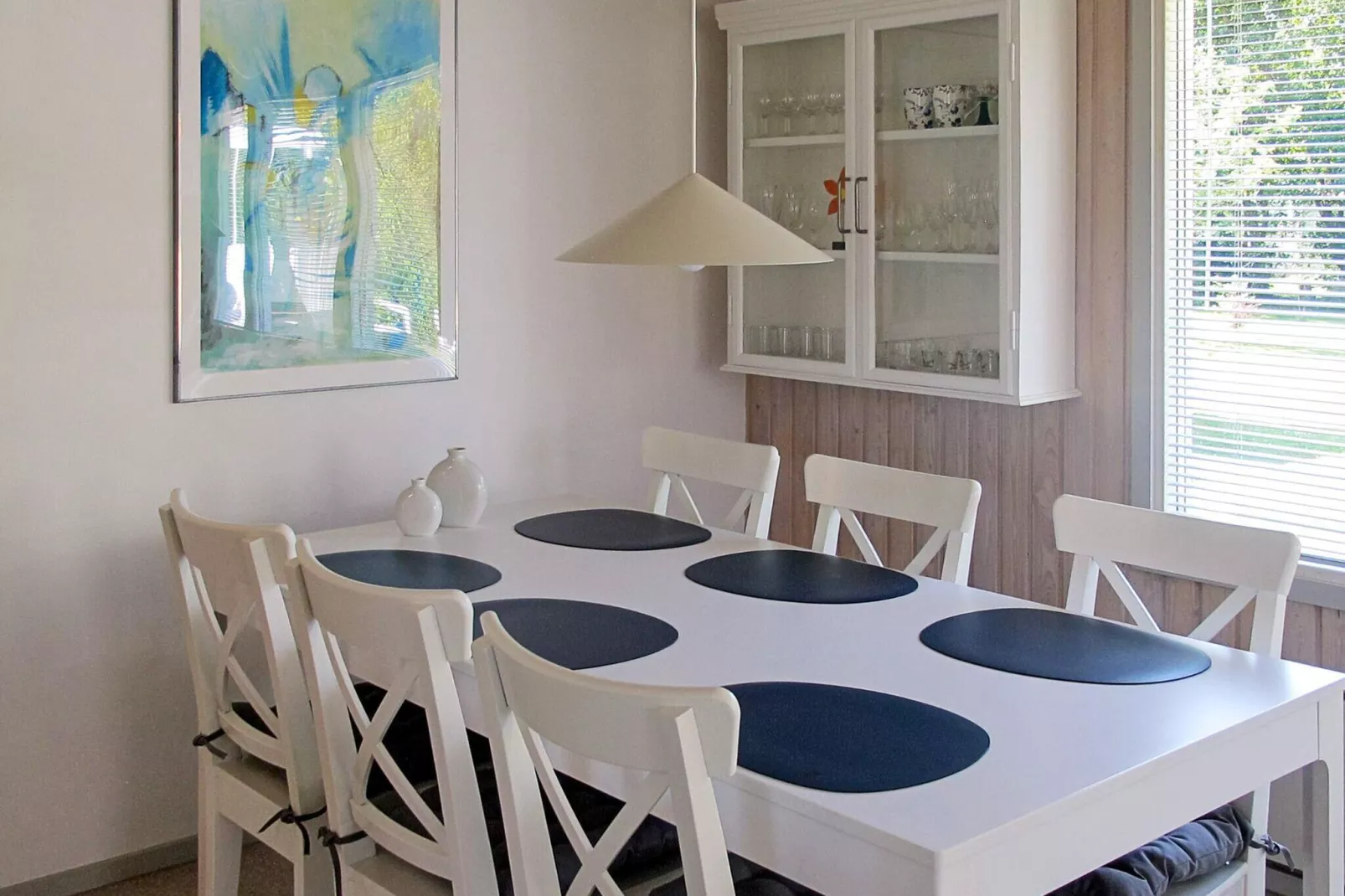 Tranquil Oasis in Hummingen-By Traum-Indoor