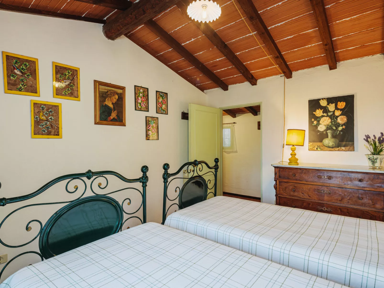 La Capannella-Inside