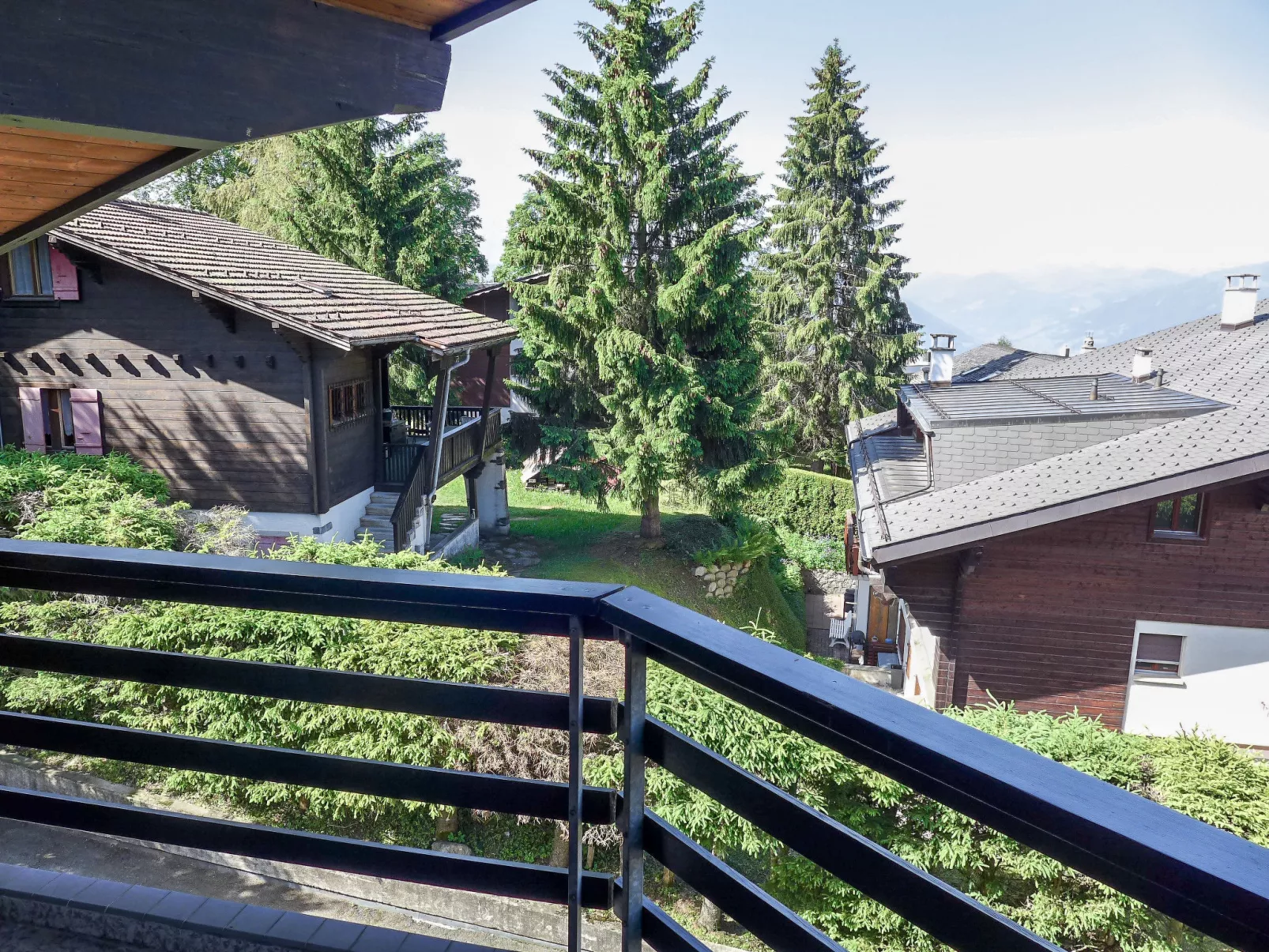 Villars Soleil B15-Outside