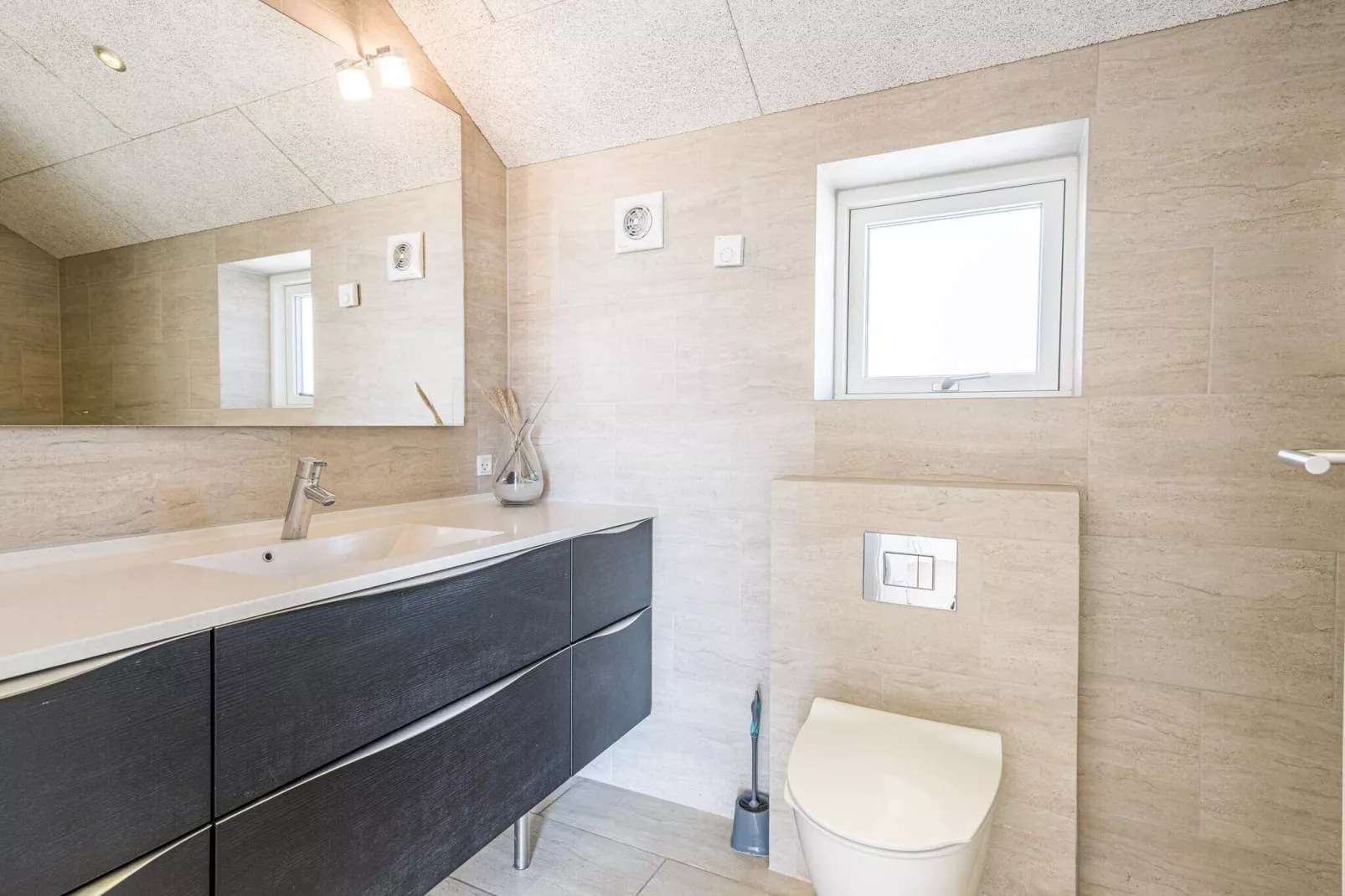 12 person holiday home in Blåvand-Indoor